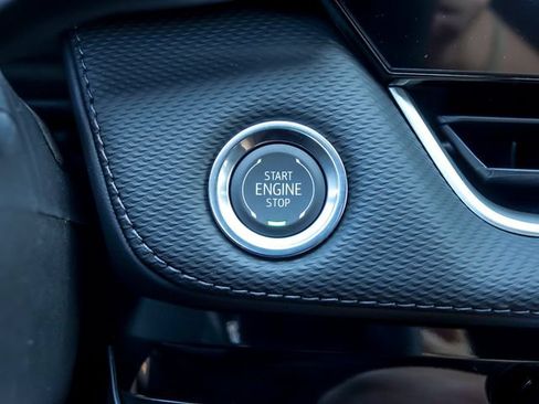 New 2026 Chevrolet Equinox LT FWD image 20