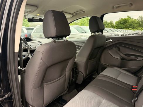 Used 2017 Ford Escape SE AWD/4WD image 30