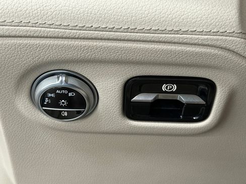 Certified 2023 Mercedes-Benz EQS 450+ SUV image 22