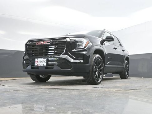 Used 2026 GMC Terrain Elevation w/ Elevation Premium Package AWD/4WD image 36