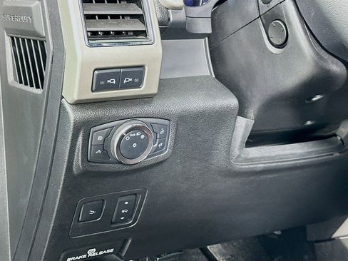 Used 2019 Ford F250 Lariat w/ Lariat Ultimate Package image 10