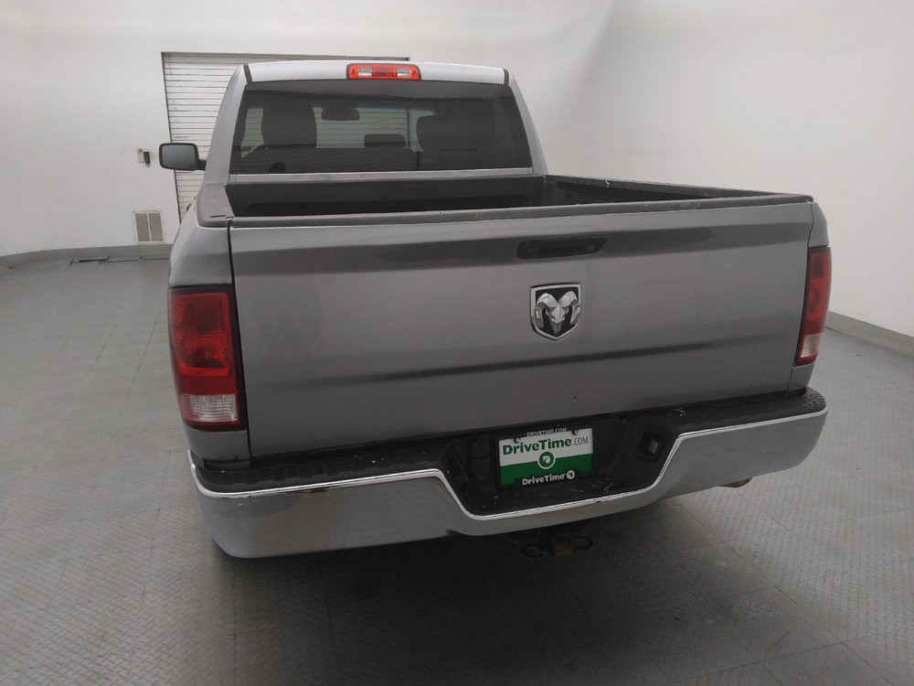 Used 2020 RAM 1500 Tradesman w/ Chrome Appearance Group RWD image 6