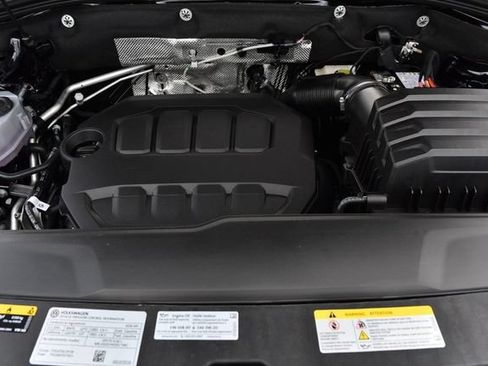 New 2026 Volkswagen Atlas Cross Sport SE AWD/4WD image 24