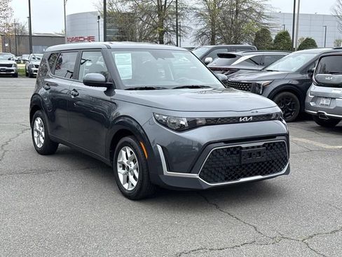 Used 2024 Kia Soul LX w/ Option Group 015 image 1