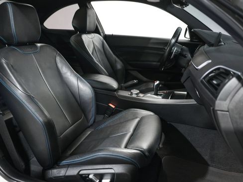 Used 2018 BMW M2 RWD image 24