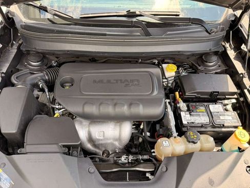 Used 2017 Buick Encore Preferred AWD/4WD image 5