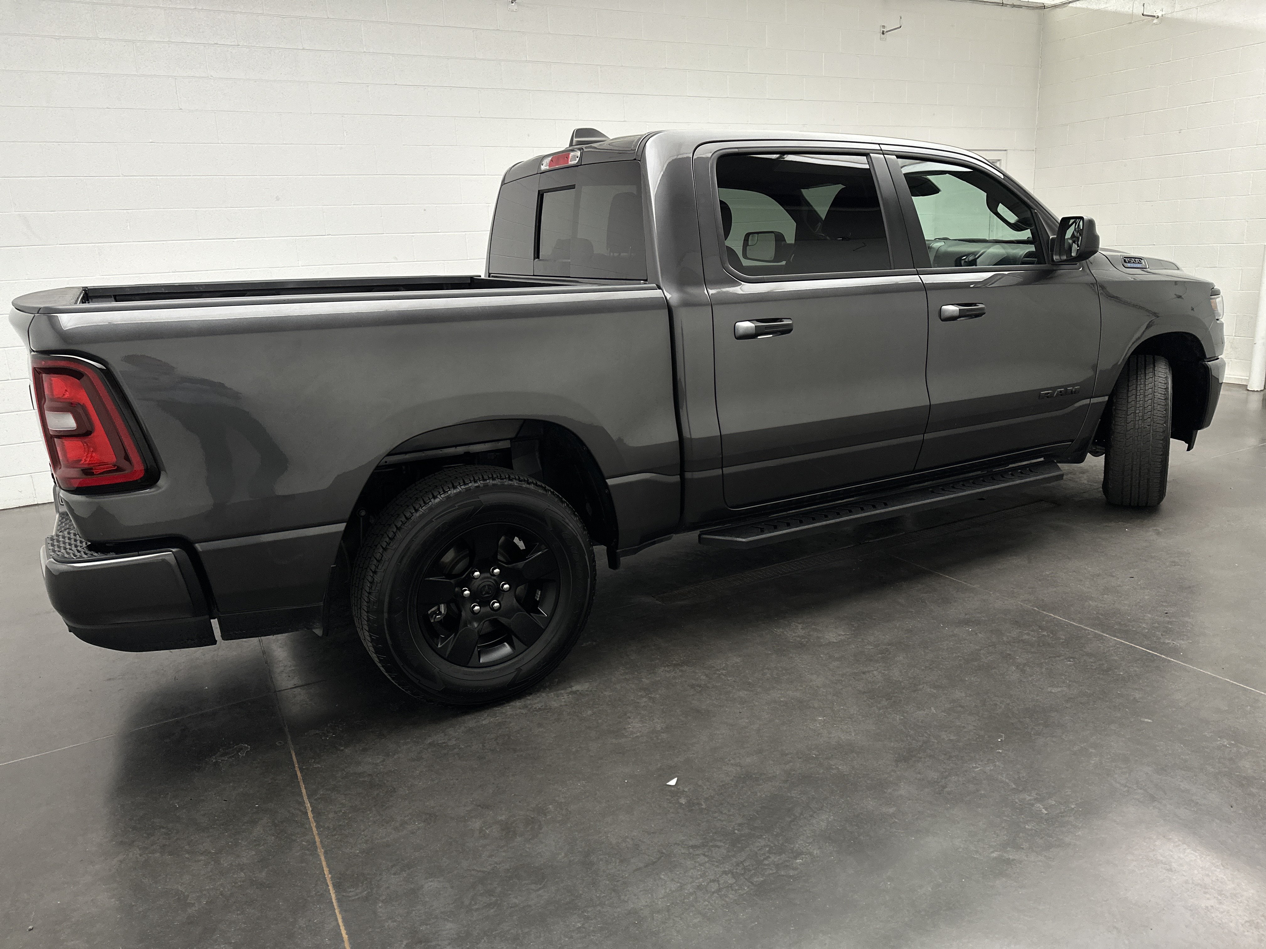 Used 2025 RAM 1500 Tradesman w/ Night Edition AWD/4WD image 11