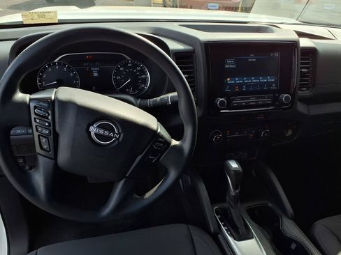 Used 2022 Nissan Frontier S RWD image 13