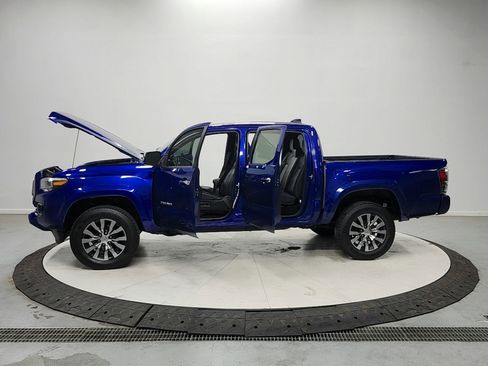 Used 2022 Toyota Tacoma Limited RWD image 12