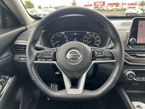 Used 2021 Nissan Altima 2.5 SL FWD image 16