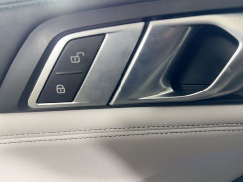 Used 2023 BMW X6 M image 29
