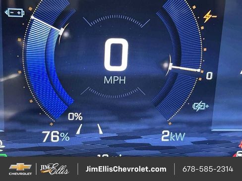 New 2026 Chevrolet Equinox EV LT image 23