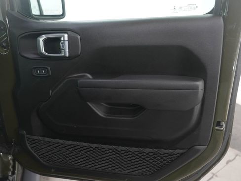 Used 2022 Jeep Wrangler Sport S image 11