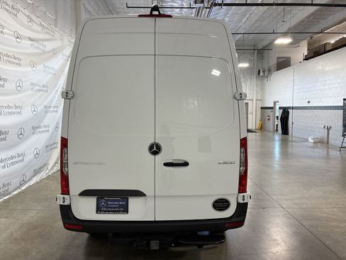New 2025 Mercedes-Benz Sprinter 2500 image 5