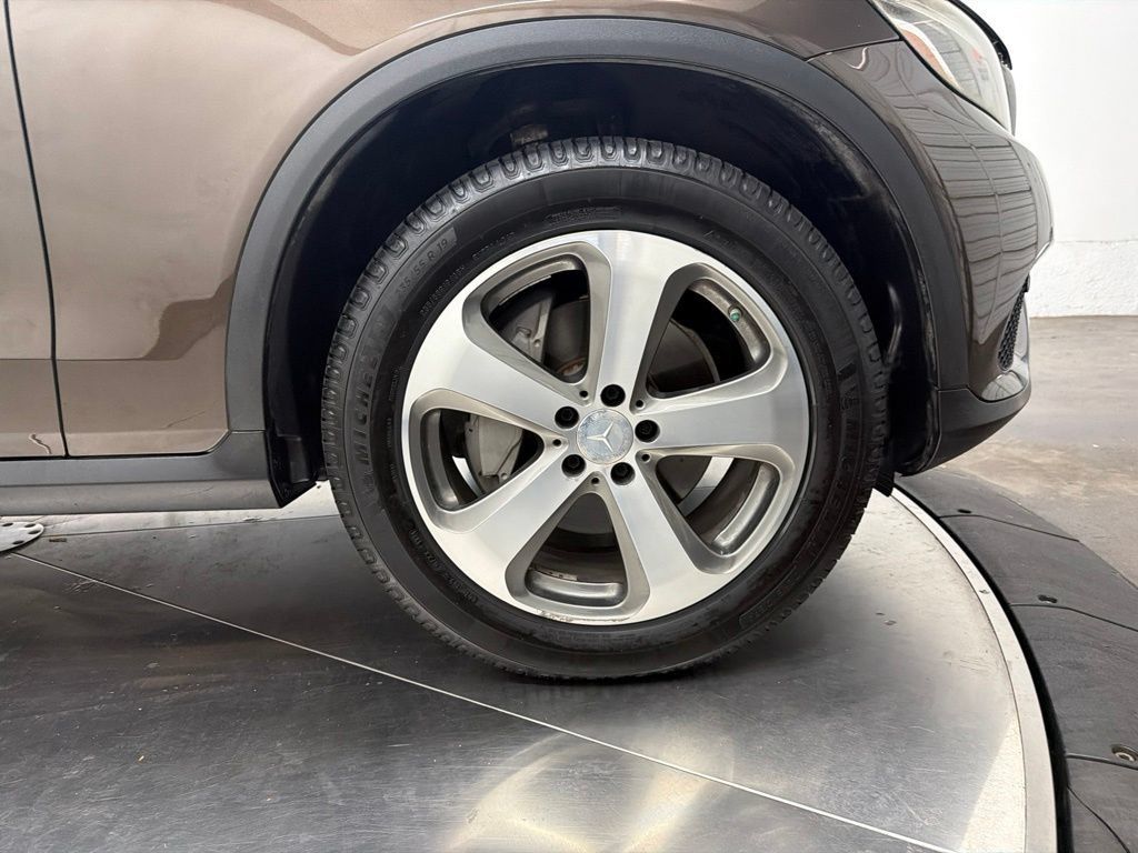 Certified 2017 Mercedes-Benz GLC 300 image 7