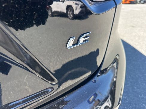 Used 2025 Toyota Corolla LE image 26