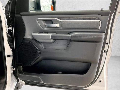 Used 2021 RAM 1500 Big Horn AWD/4WD image 19