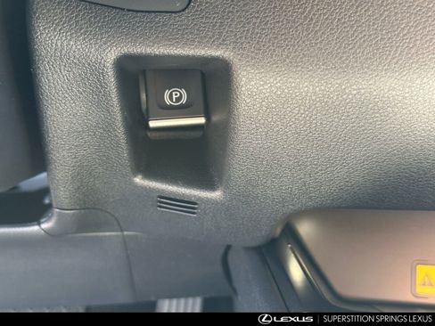 New 2026 Lexus UX 300h FWD image 21