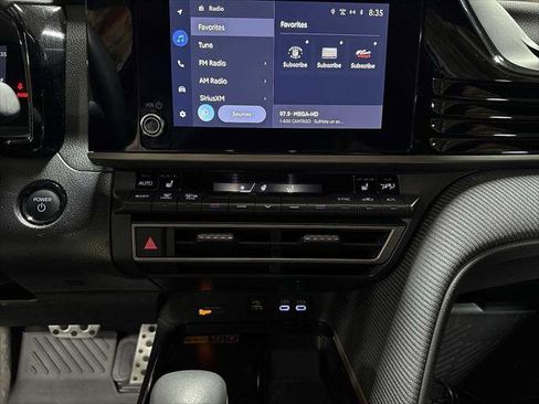 Certified 2025 Toyota Camry SE w/ Convenience Package image 21