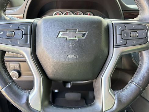 Used 2021 Chevrolet Tahoe Z71 image 16