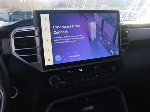 Used 2024 Toyota Tundra Limited image 23