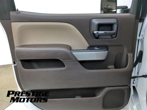 Used 2017 Chevrolet Silverado 2500 LTZ w/ LTZ Plus Package image 38