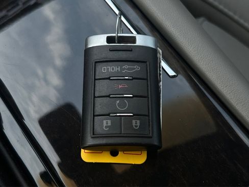 Used 2014 Cadillac XTS Premium FWD image 35