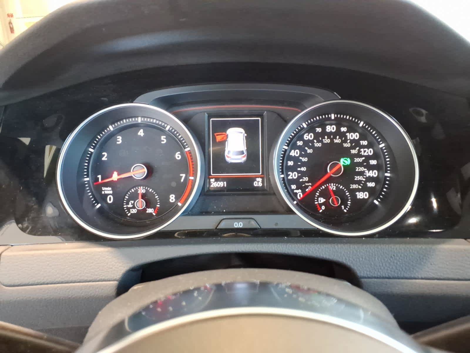 Used 2018 Volkswagen GTI SE w/ SE Leather Package FWD image 18