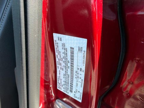 Certified 2019 Ford Escape Titanium FWD image 25