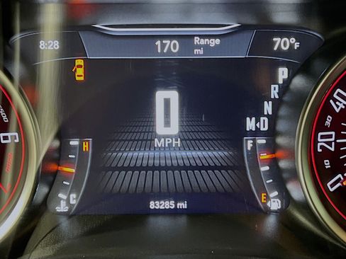 Used 2019 Dodge Challenger SXT image 22