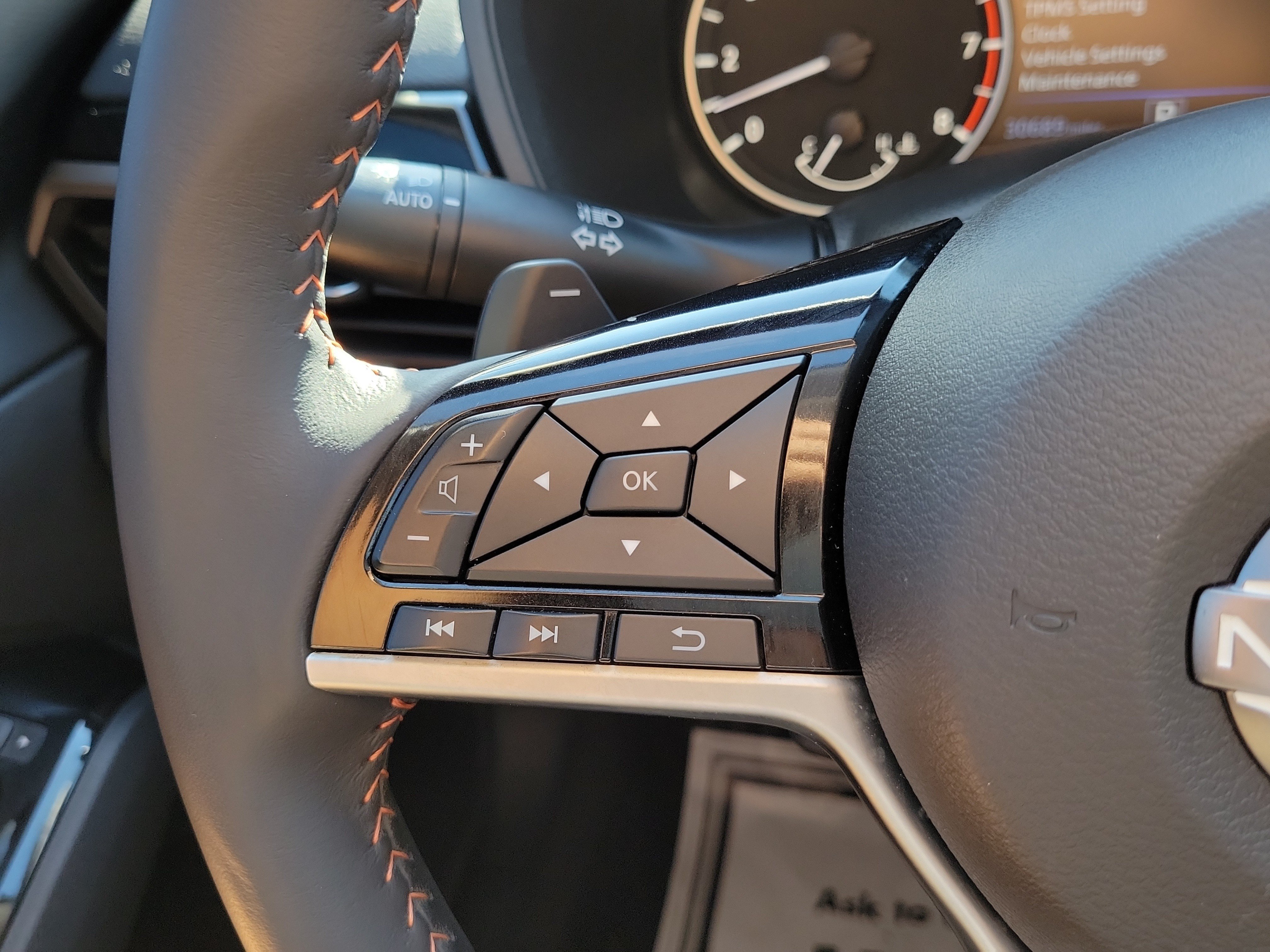 Certified 2023 Nissan Altima 2.5 SR w/ SR Premium Package FWD image 24