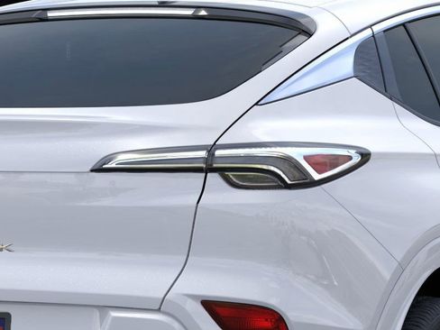 New 2026 Buick Envista Avenir image 11