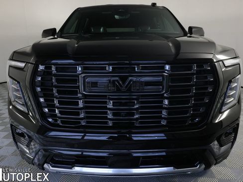 Used 2026 GMC Yukon XL Denali Ultimate AWD/4WD image 2