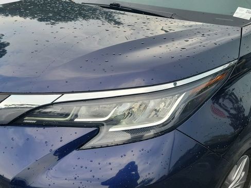 Used 2021 Toyota Sienna LE w/ LE Plus Package AWD/4WD image 25