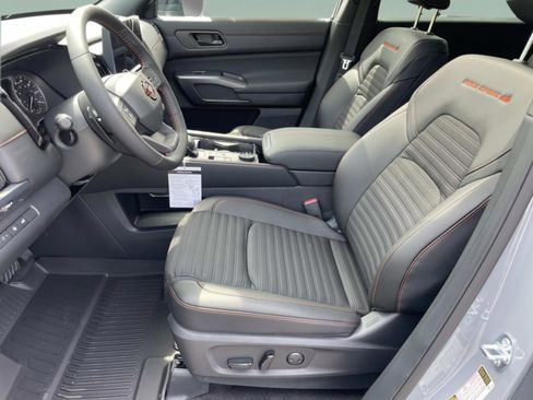 New 2026 Nissan Pathfinder Rock Creek AWD/4WD image 22