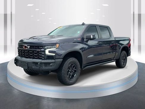 Used 2024 Chevrolet Silverado 1500 ZR2 w/ ZR2 Bison Edition AWD/4WD image 2