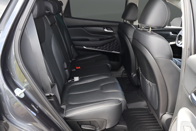 Used 2021 Hyundai Santa Fe Limited FWD image 19