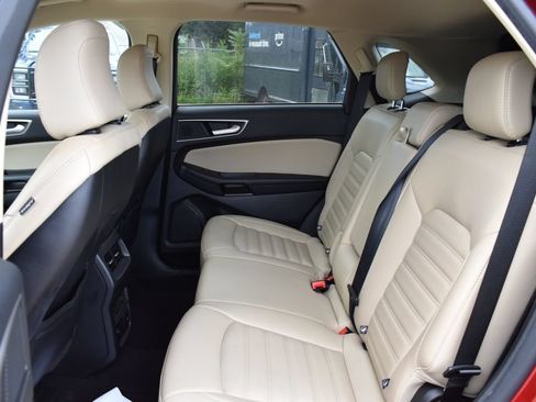 Used 2023 Ford Edge SEL w/ Convenience Package AWD/4WD image 8