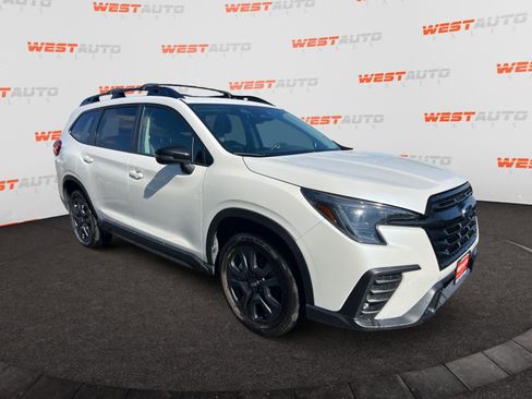 Used 2023 Subaru Ascent Onyx Edition AWD/4WD image 7