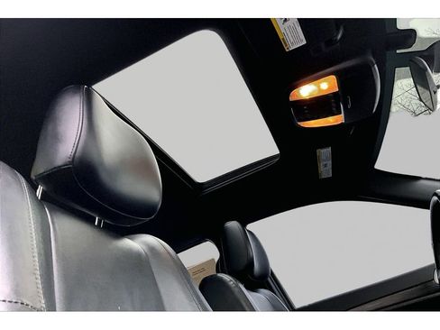 Used 2021 Jeep Grand Cherokee Laredo X image 19