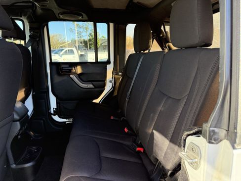 Used 2014 Jeep Wrangler Unlimited Sport w/ Quick Order Package 24S image 17