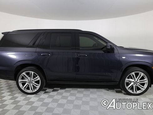 Used 2026 Cadillac Escalade Sport w/ Touring Package AWD/4WD image 4