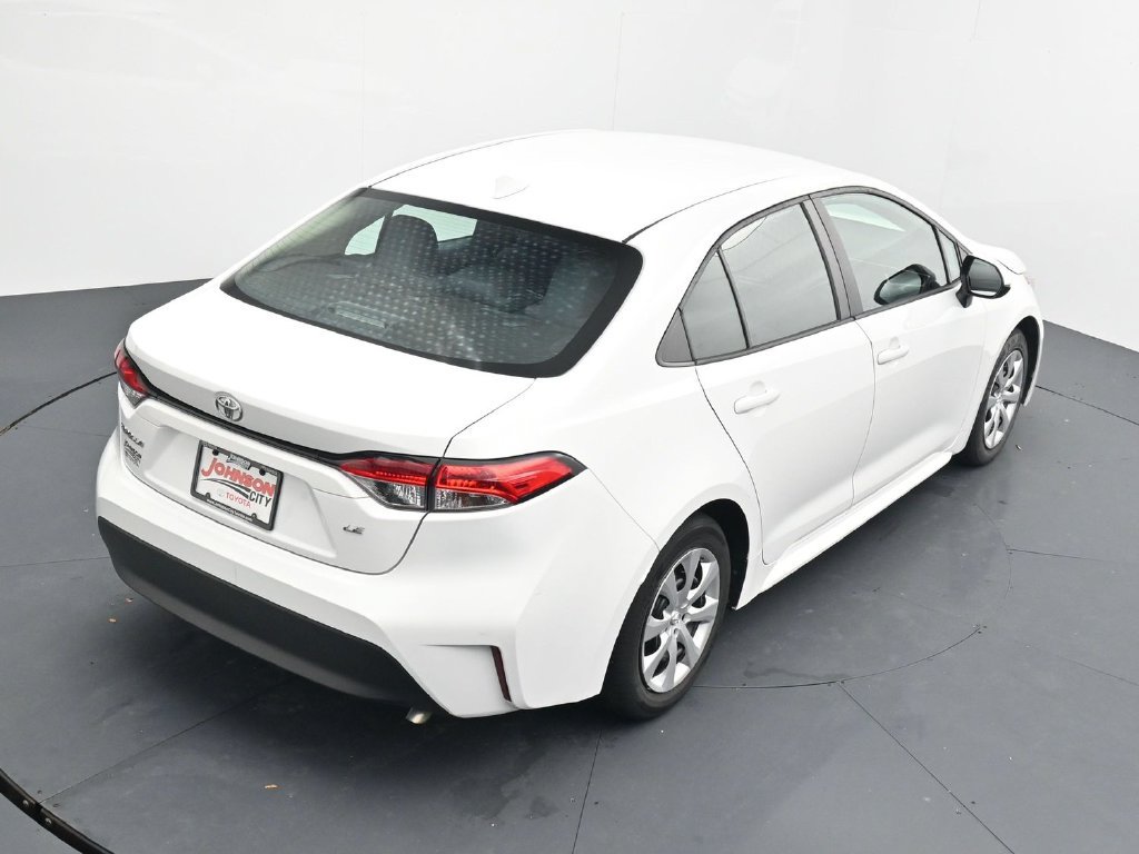 Used 2024 Toyota Corolla LE FWD image 30