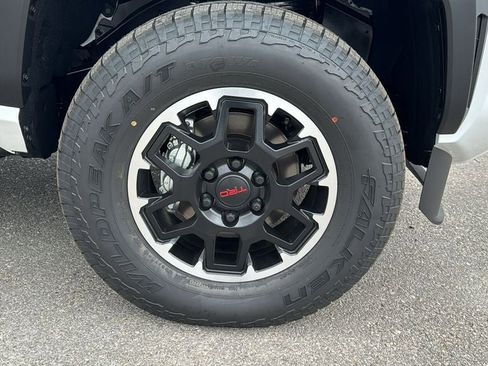New 2026 Toyota Tacoma TRD Off-Road image 12