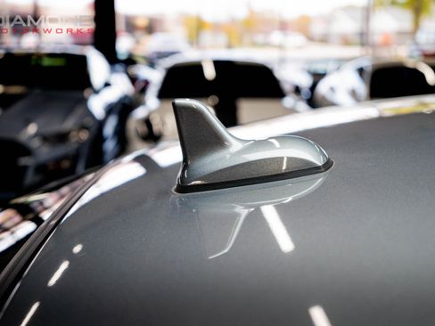 Used 2011 Mercedes-Benz S 550 image 32