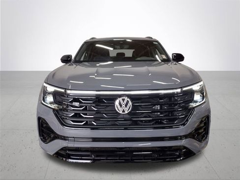 New 2026 Volkswagen Atlas Cross Sport SEL R-Line image 3
