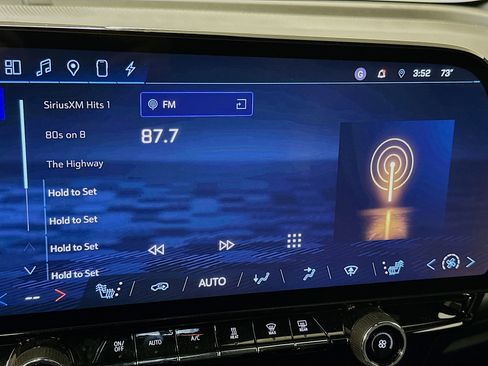 Used 2024 Chevrolet Blazer EV LT image 21