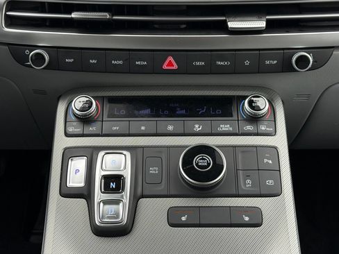 Used 2025 Hyundai Palisade SEL FWD image 23