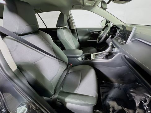Certified 2025 Toyota RAV4 XLE image 24