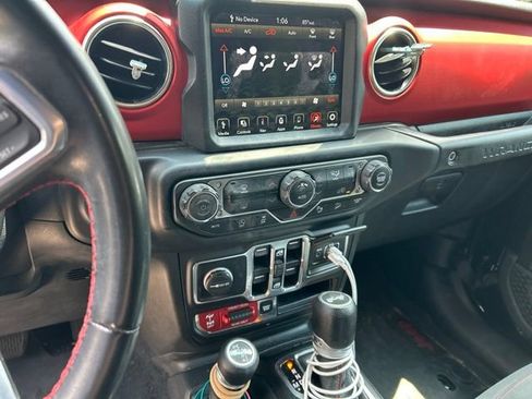 Used 2020 Jeep Wrangler Unlimited Rubicon AWD/4WD image 15